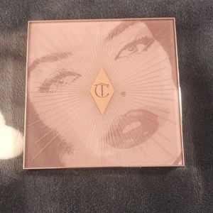 Charlotte Tilbury NUDEGASM FACE PALETTE